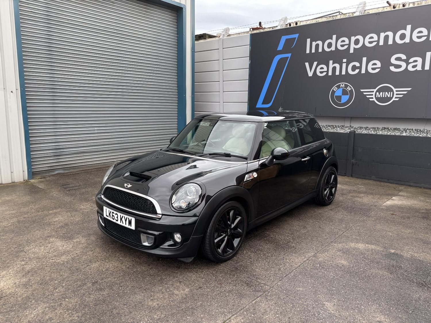 Used MINI Hatch 2013 for sale - 76517865: Photo 4