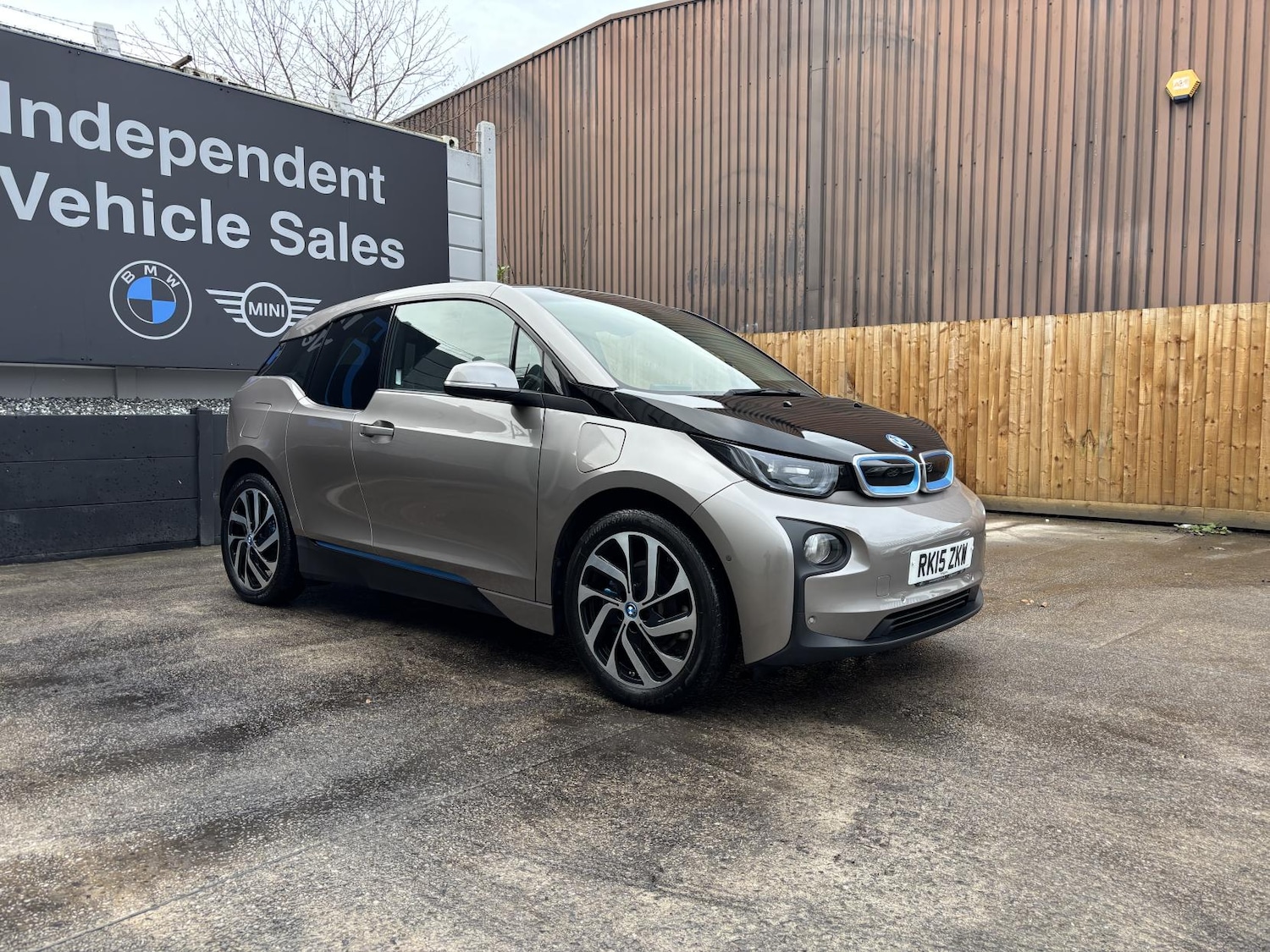 Used BMW i3 2015 for sale - 77195439: Photo 11