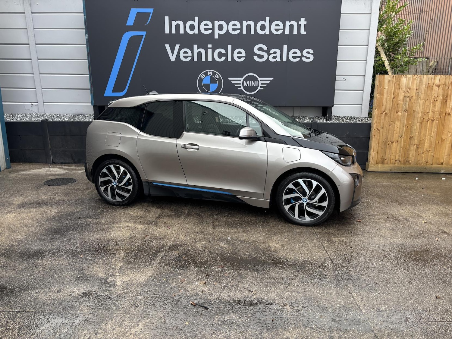 Used BMW i3 2015 for sale - 77195439: Photo 17