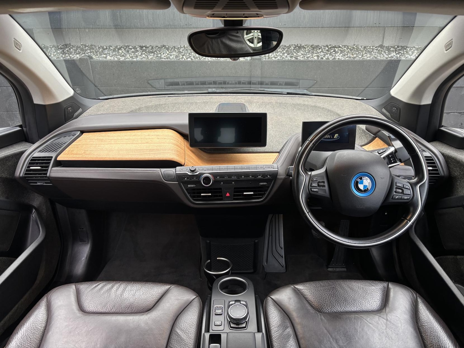 Used BMW i3 2015 for sale - 77195439: Photo 2