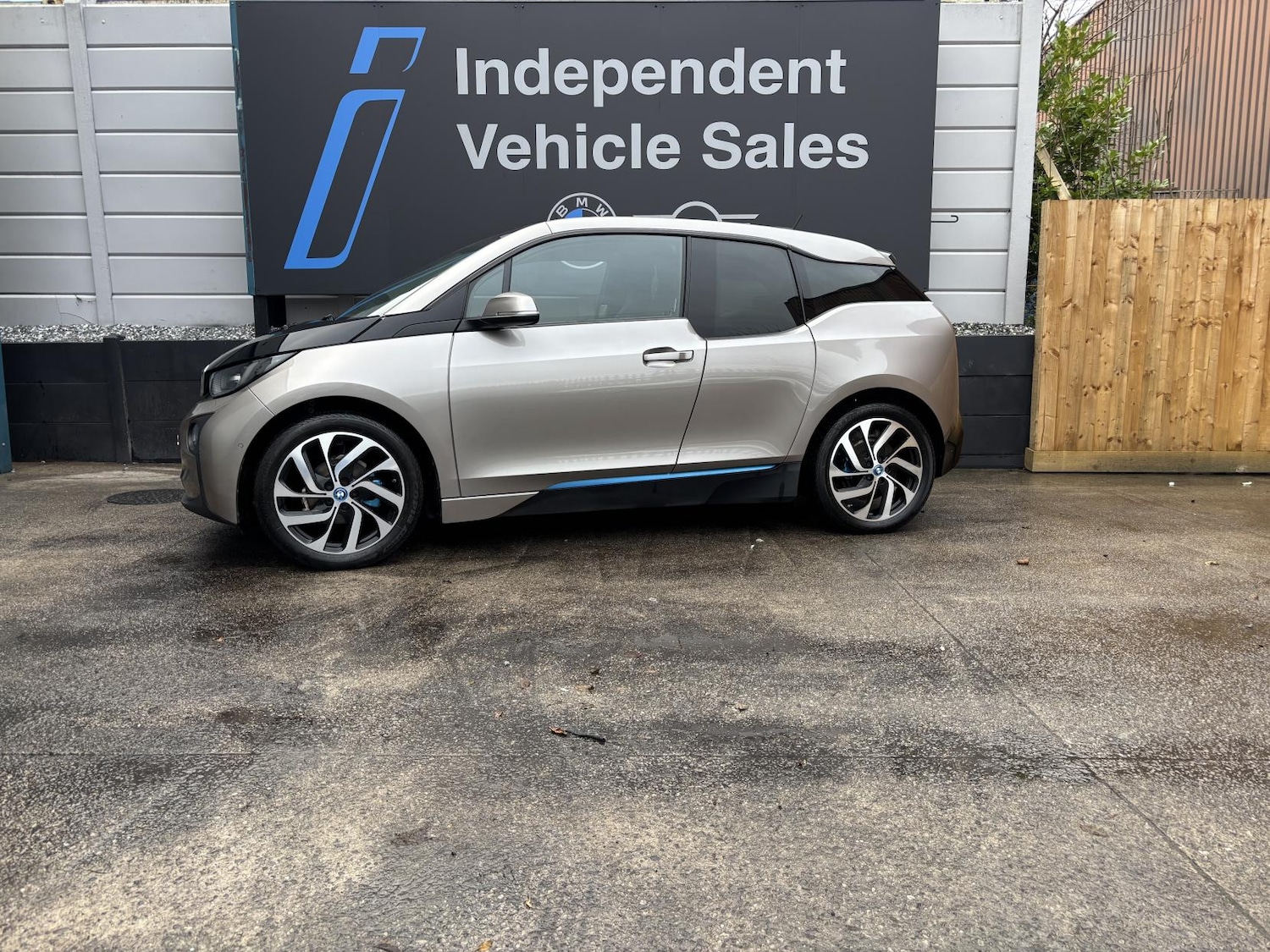 Used BMW i3 2015 for sale - 77195439: Photo 4
