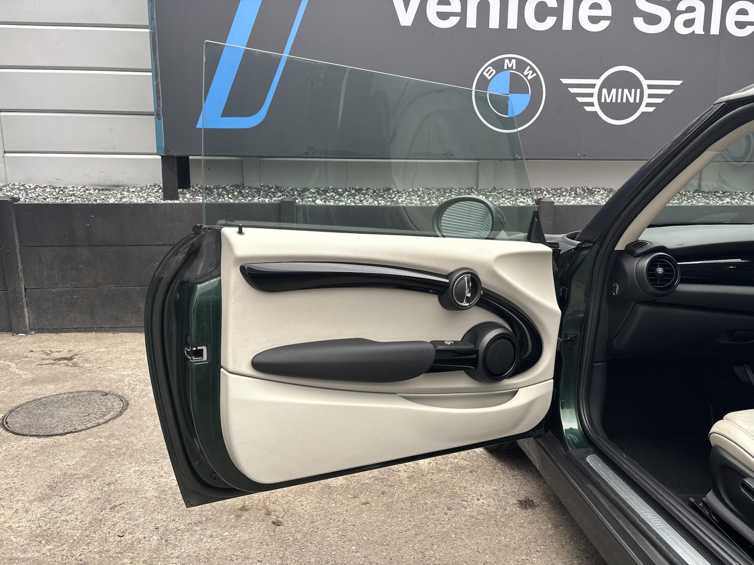 Used MINI Hatch 2017 for sale - 77487200: Photo 12