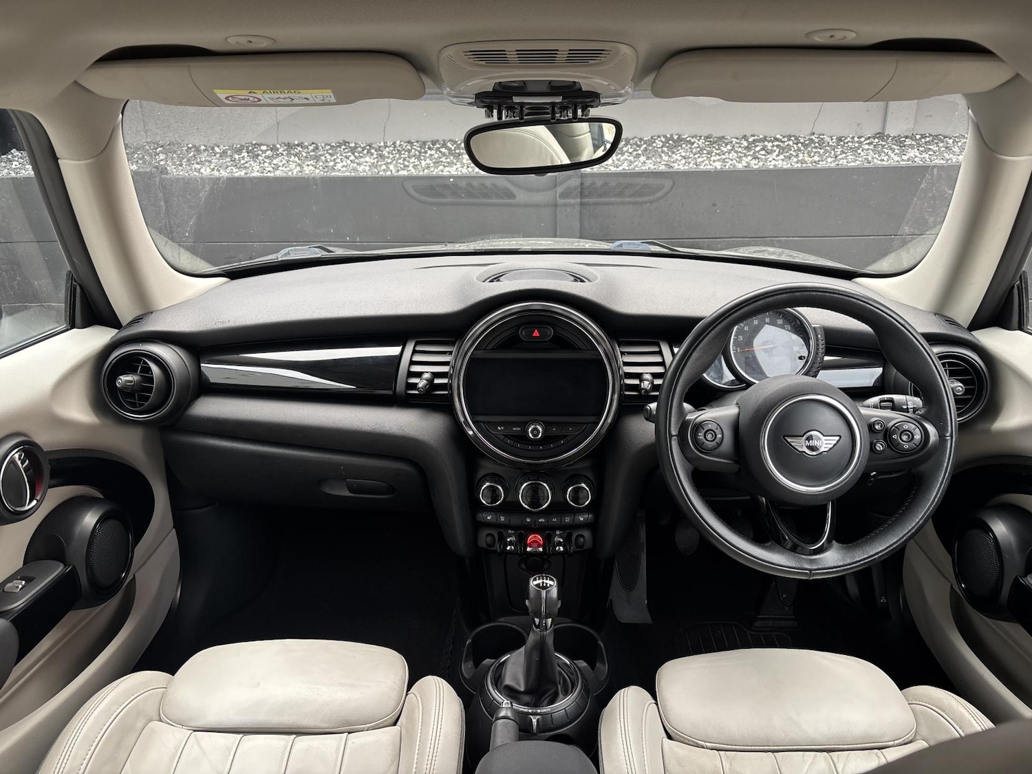 Used MINI Hatch 2017 for sale - 77487200: Photo 2