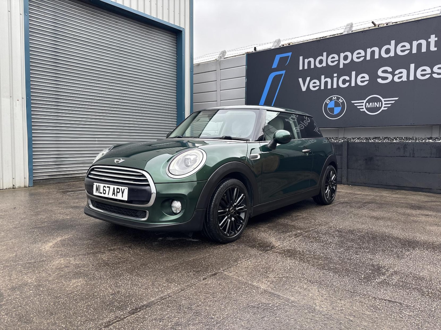 Used MINI Hatch 2017 for sale - 77487200: Photo 24