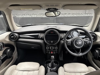 Used MINI Hatch 2017 for sale - 77487200: Photo