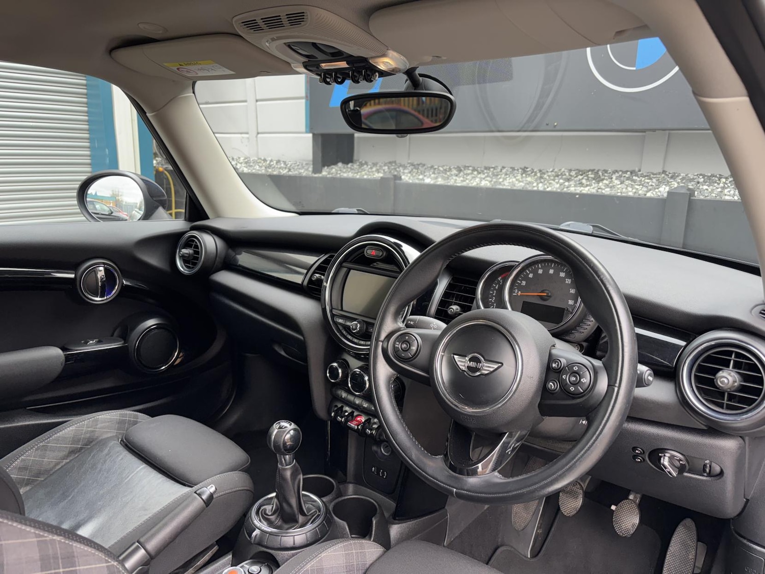 Used MINI Hatch 2016 for sale - 77819158: Photo 2