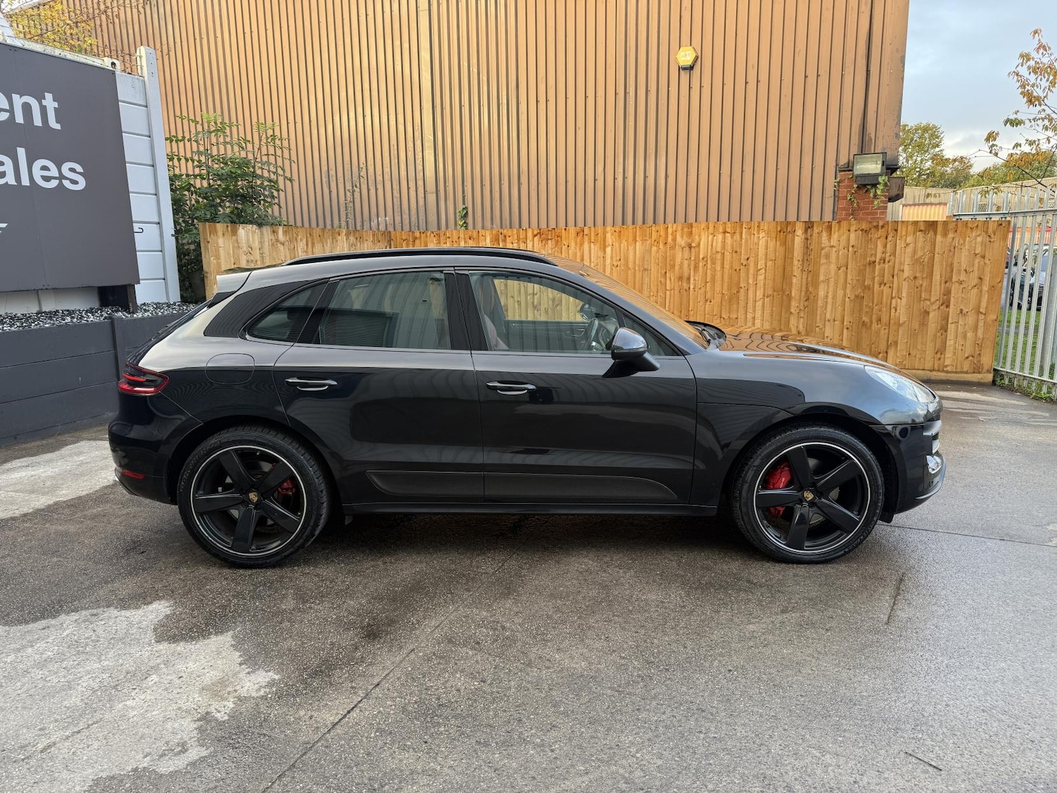 Used Porsche Macan 2015 for sale - 76363508: Photo 15
