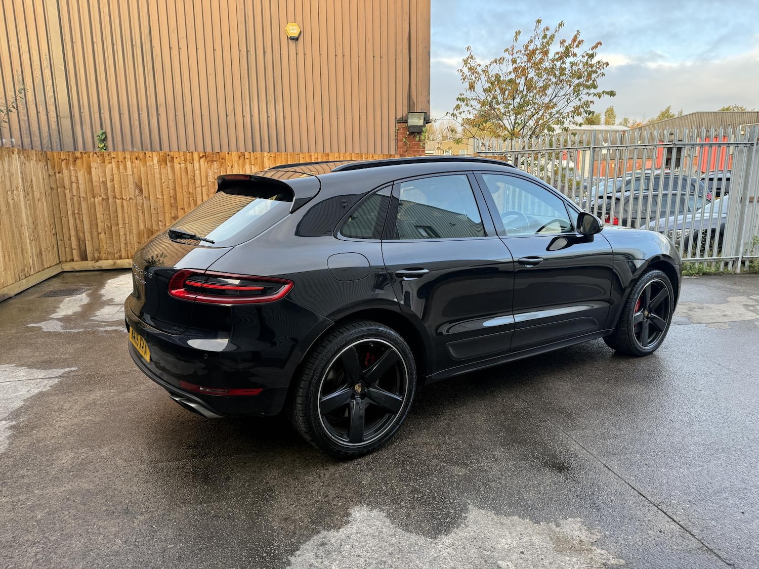 Used Porsche Macan 2015 for sale - 76363508: Photo 18