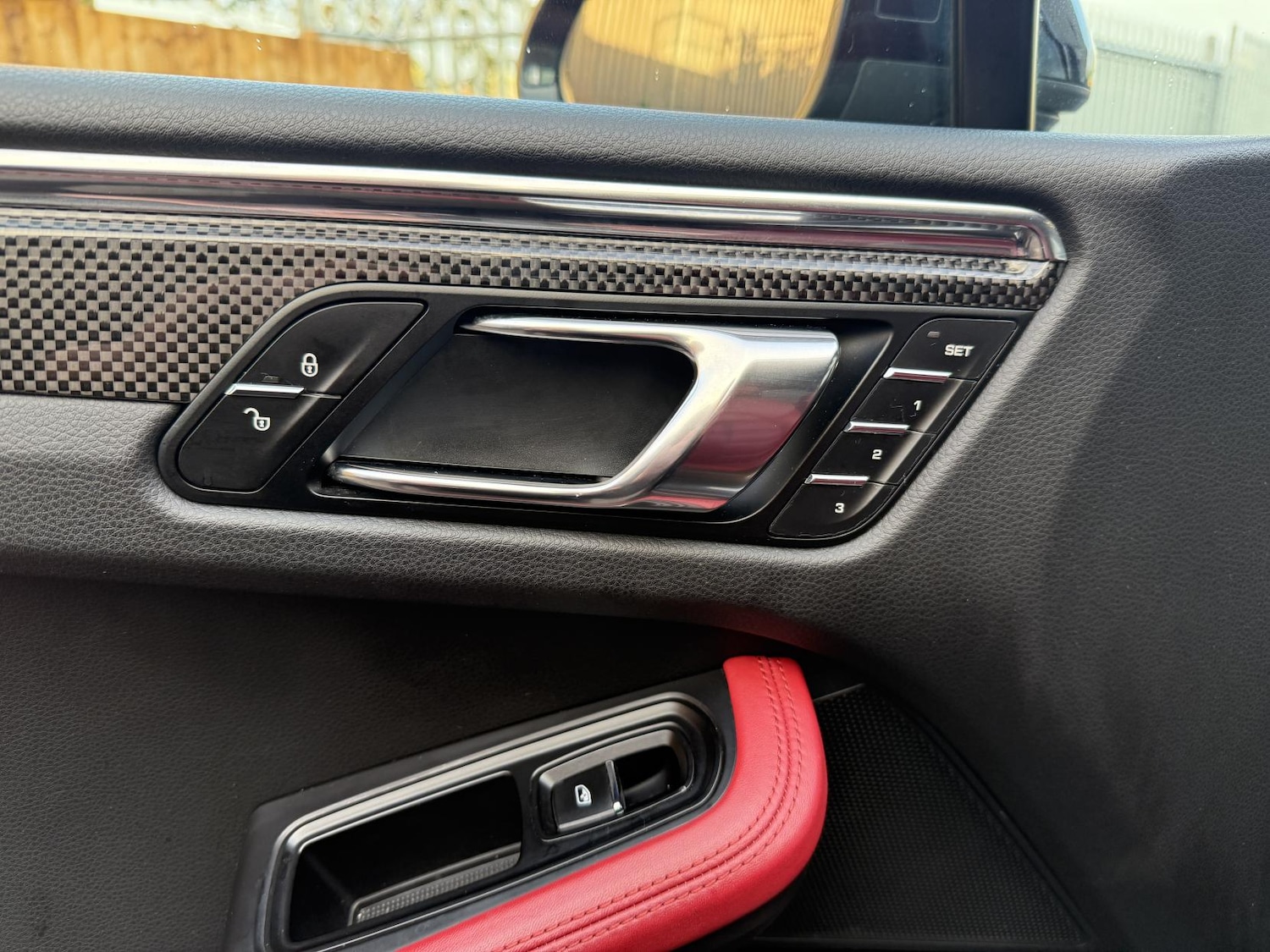 Used Porsche Macan 2015 for sale - 76363508: Photo 30