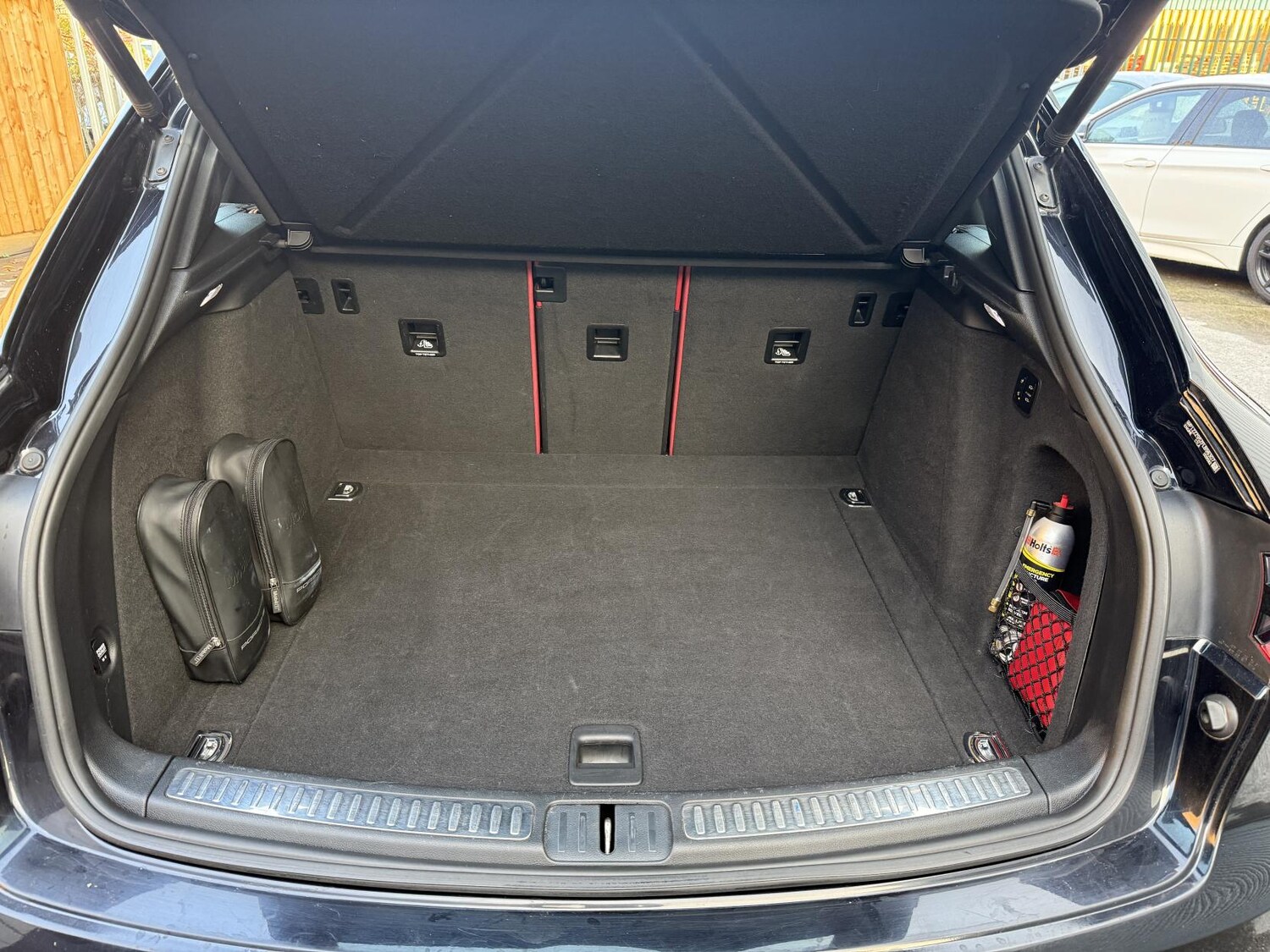 Used Porsche Macan 2015 for sale - 76363508: Photo 34