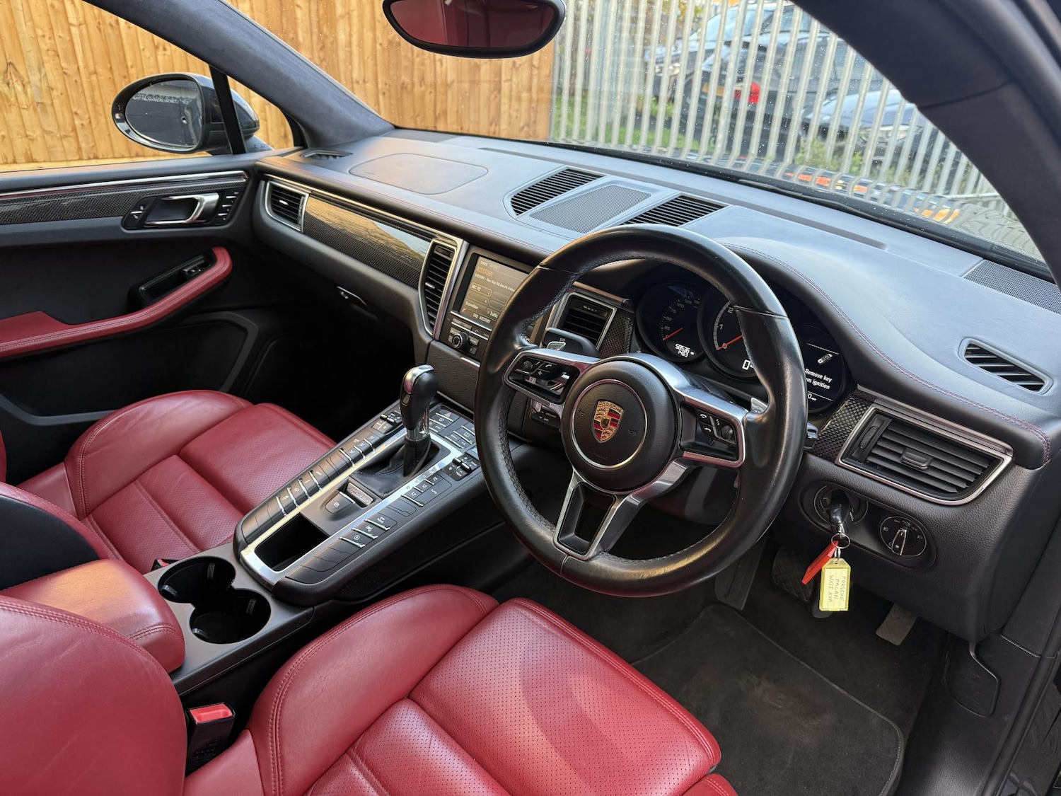 Used Porsche Macan 2015 for sale - 76363508: Photo 43