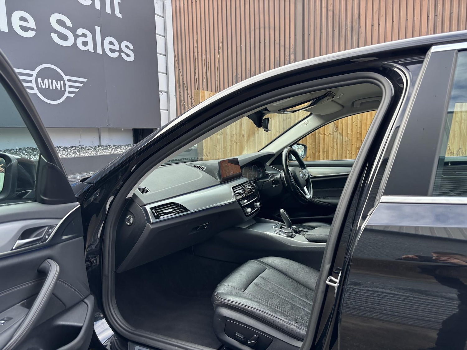 Used BMW 5 Series 2019 for sale - 77877853: Photo 19