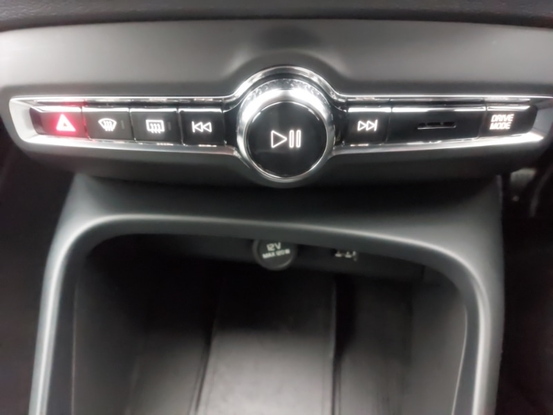 Used Volvo XC40 2023 for sale - 77611084: Photo 16