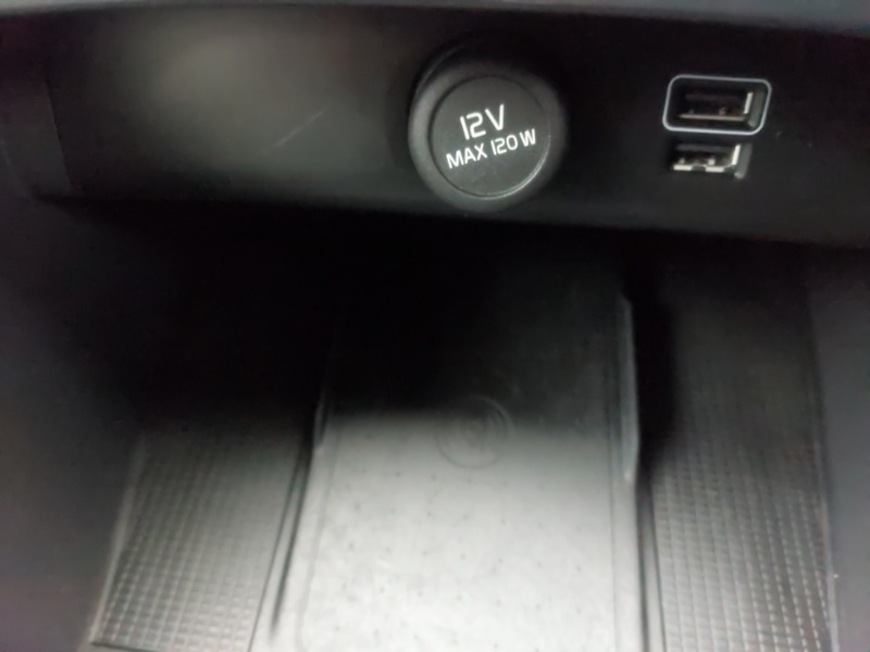 Used Volvo XC40 2023 for sale - 77611084: Photo 17