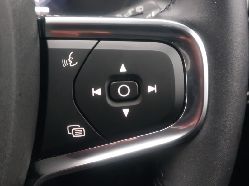 Used Volvo XC40 2023 for sale - 77611084: Photo 19