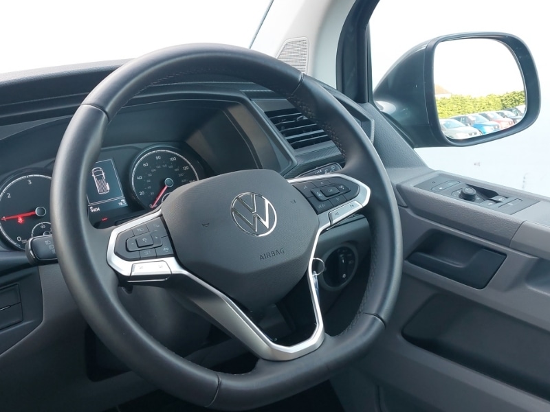 Used Volkswagen Transporter Shuttle 2024 for sale - 77999455: Photo 10