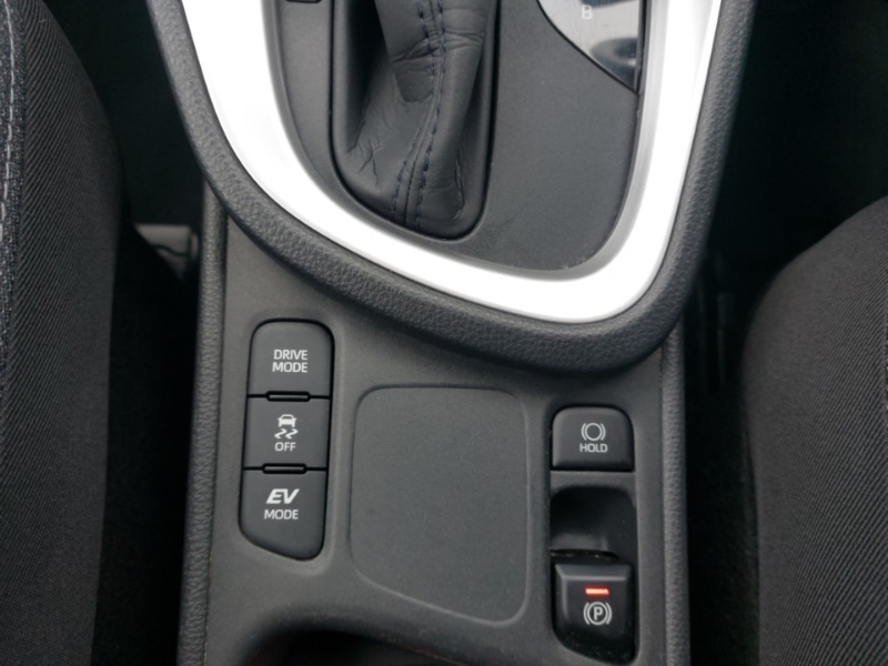 Used Toyota Yaris Cross 2022 for sale - 76289460: Photo 17
