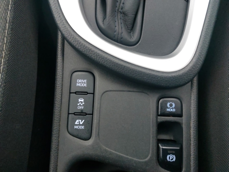 Used Toyota Yaris Cross 2022 for sale - 77251990: Photo 17