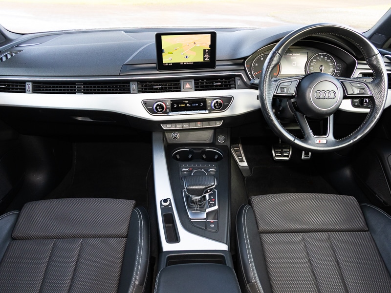 Used Audi A4 2017 for sale - 77284158: Photo 2