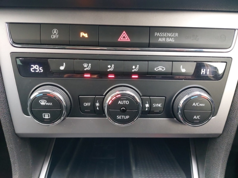 Used SEAT Leon 2018 for sale - 76556628: Photo 16