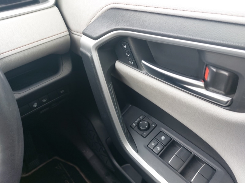 Used Toyota RAV4 2020 for sale - 76053365: Photo 17