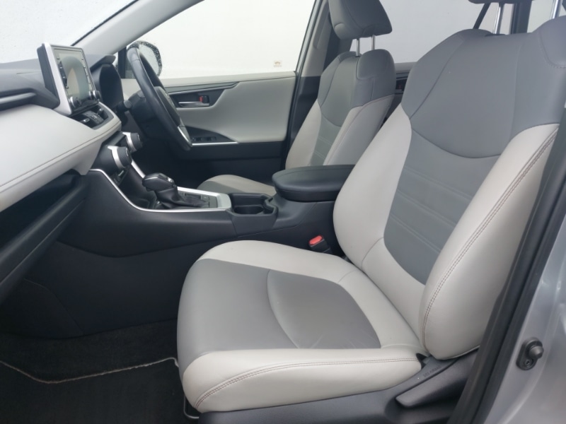 Used Toyota RAV4 2020 for sale - 76053365: Photo 5