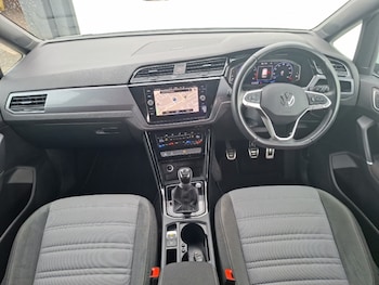 Used Volkswagen Touran 2022 for sale - 79529704: Photo