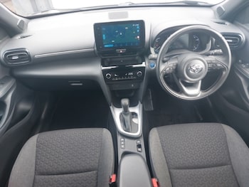 Used Toyota Yaris Cross 2023 for sale - 79468256: Photo