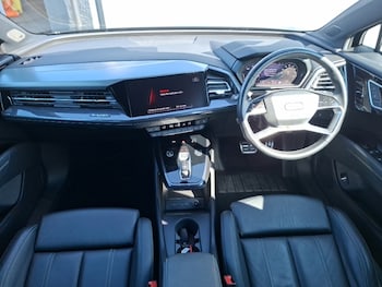 Used Audi Q4 e-tron 2022 for sale - 79201071: Photo