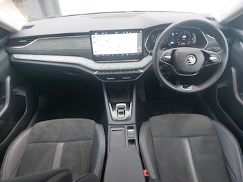 Used Skoda Octavia 2024 for sale - 77622981: Photo