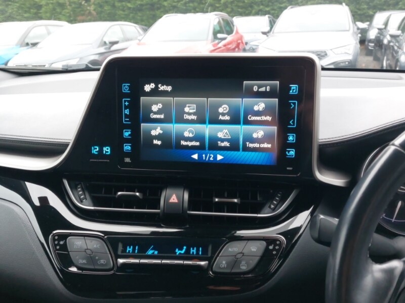 Used Toyota C-HR 2019 for sale - 76816364: Photo 14