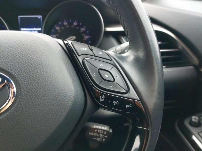 Used Toyota C-HR 2019 for sale - 76816364: Photo 19