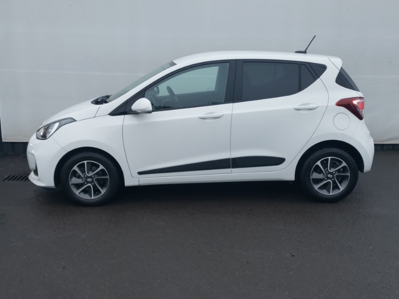 Used Hyundai i10 2017 for sale - 76397439: Photo 4
