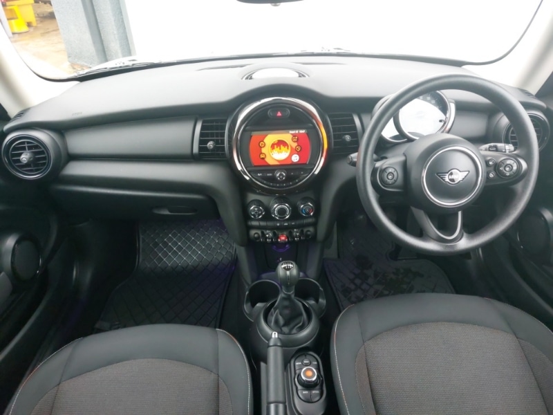 Used MINI Hatch 2020 for sale - 76493162: Photo 2