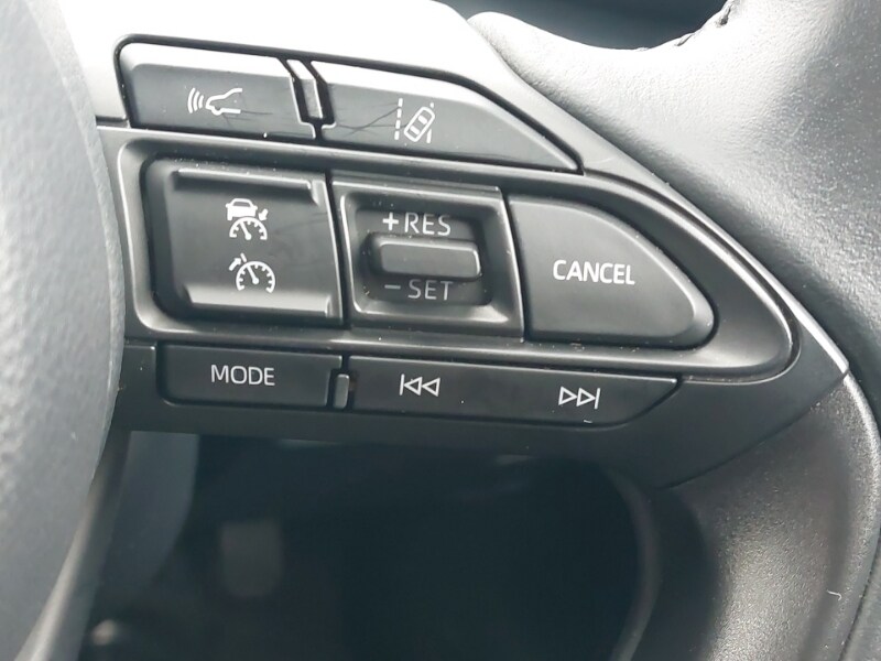 Used Toyota Yaris Cross 2022 for sale - 76254757: Photo 19
