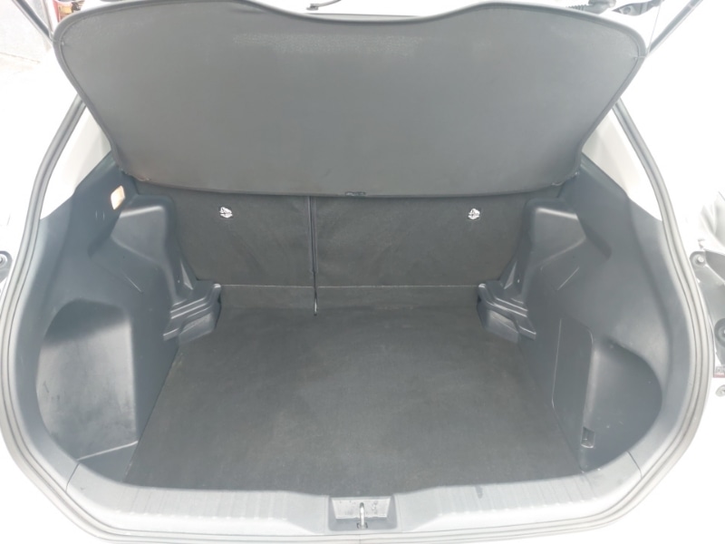 Used Toyota Yaris Cross 2022 for sale - 76254757: Photo 8