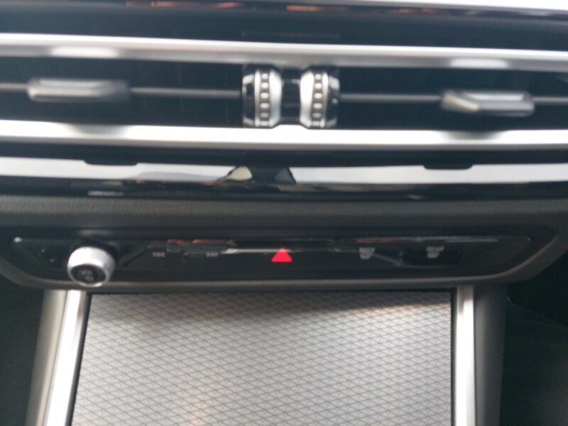 Used BMW 3 Series 2024 for sale - 77622984: Photo 16