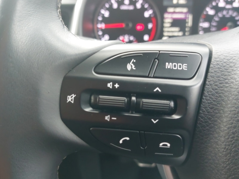 Used Kia Stonic 2022 for sale - 76911635: Photo 18