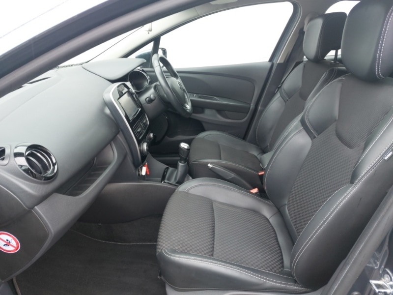 Used Renault Clio 2017 for sale - 77669656: Photo 5