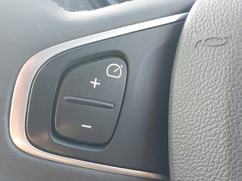 Used Renault Captur 2018 for sale - 77852629: Photo 18