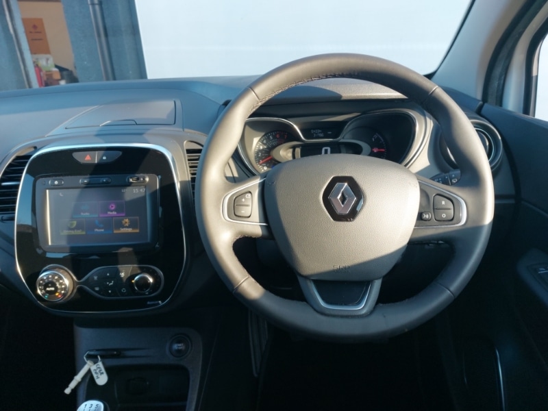 Used Renault Captur 2018 for sale - 77852629: Photo 7