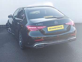 Used Mercedes-Benz C Class 2024 for sale - 76543688: Photo