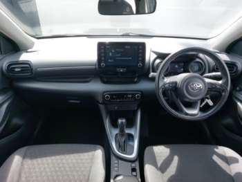 Used Toyota Yaris 2022 for sale - 74856251: Photo