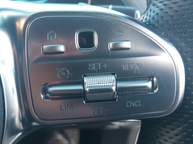 Used Mercedes-Benz EQC 2020 for sale - 76325785: Photo 18