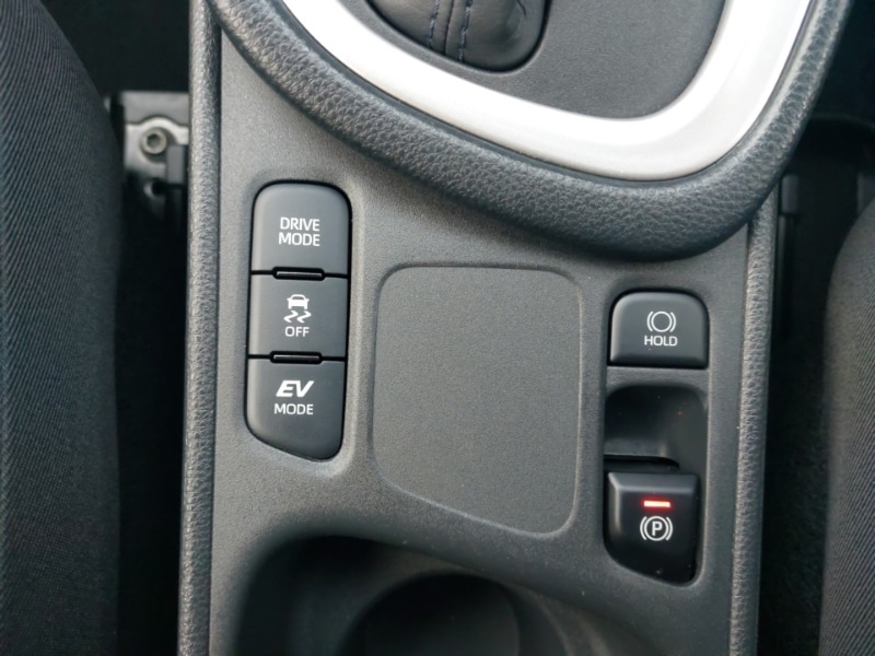 Used Toyota Yaris 2022 for sale - 76816349: Photo 17