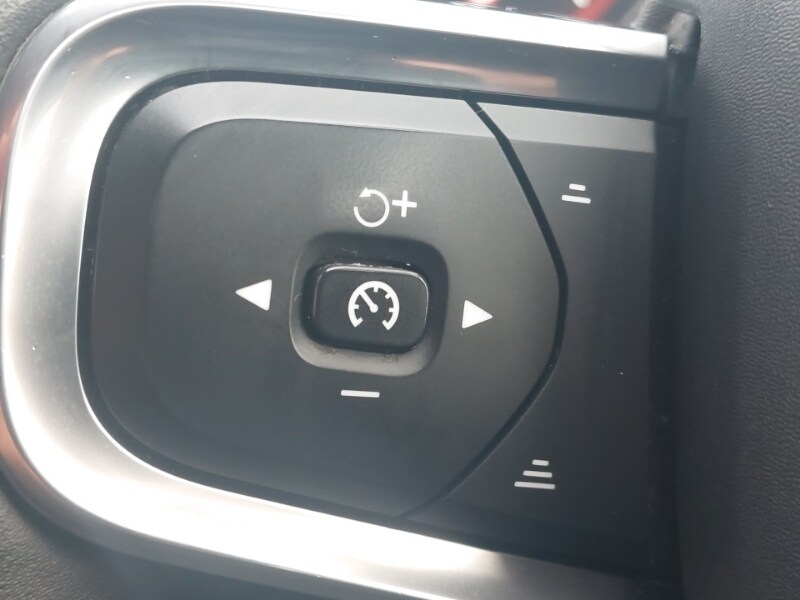 Used Volvo XC40 2019 for sale - 77722220: Photo 18