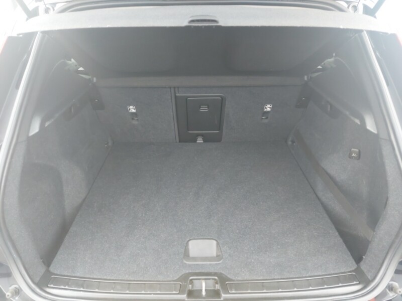 Used Volvo XC40 2019 for sale - 77722220: Photo 8