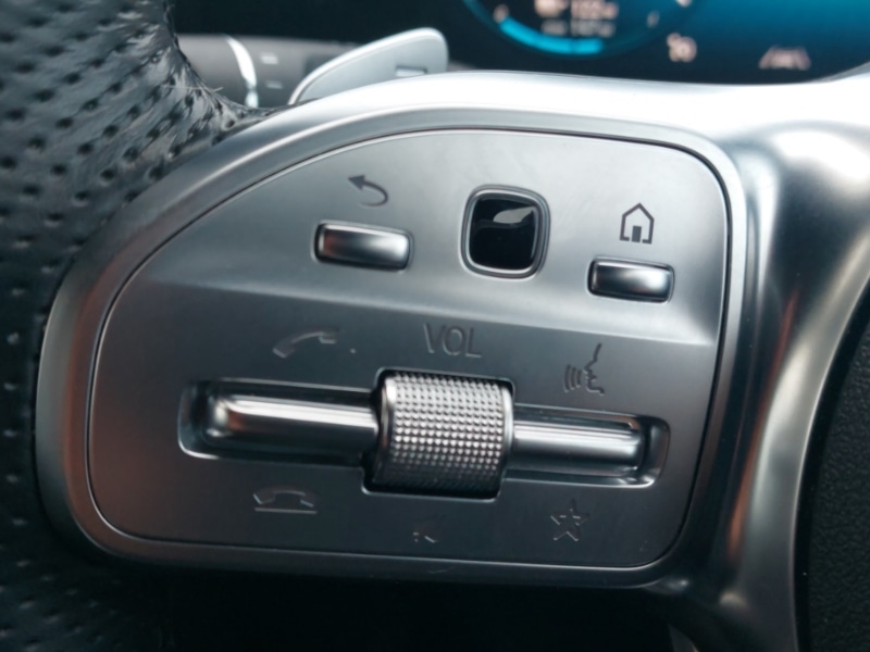 Used Mercedes-Benz EQC 2022 for sale - 76885565: Photo 18