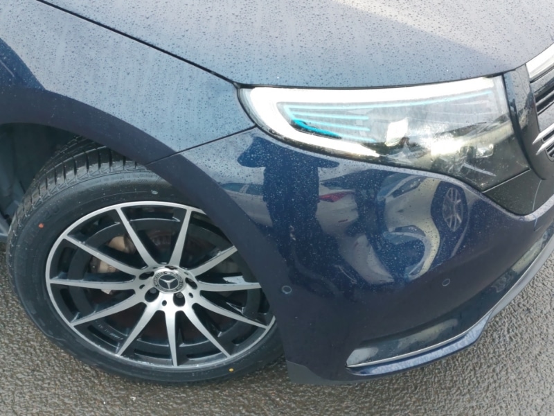 Used Mercedes-Benz EQC 2022 for sale - 76885565: Photo 9