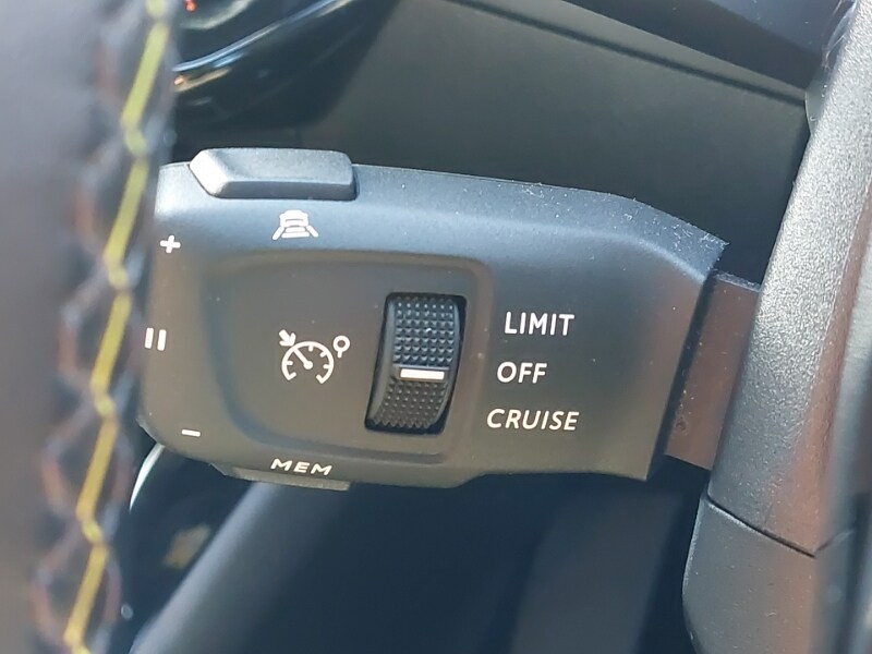 Used Peugeot 208 2020 for sale - 77974901: Photo 17